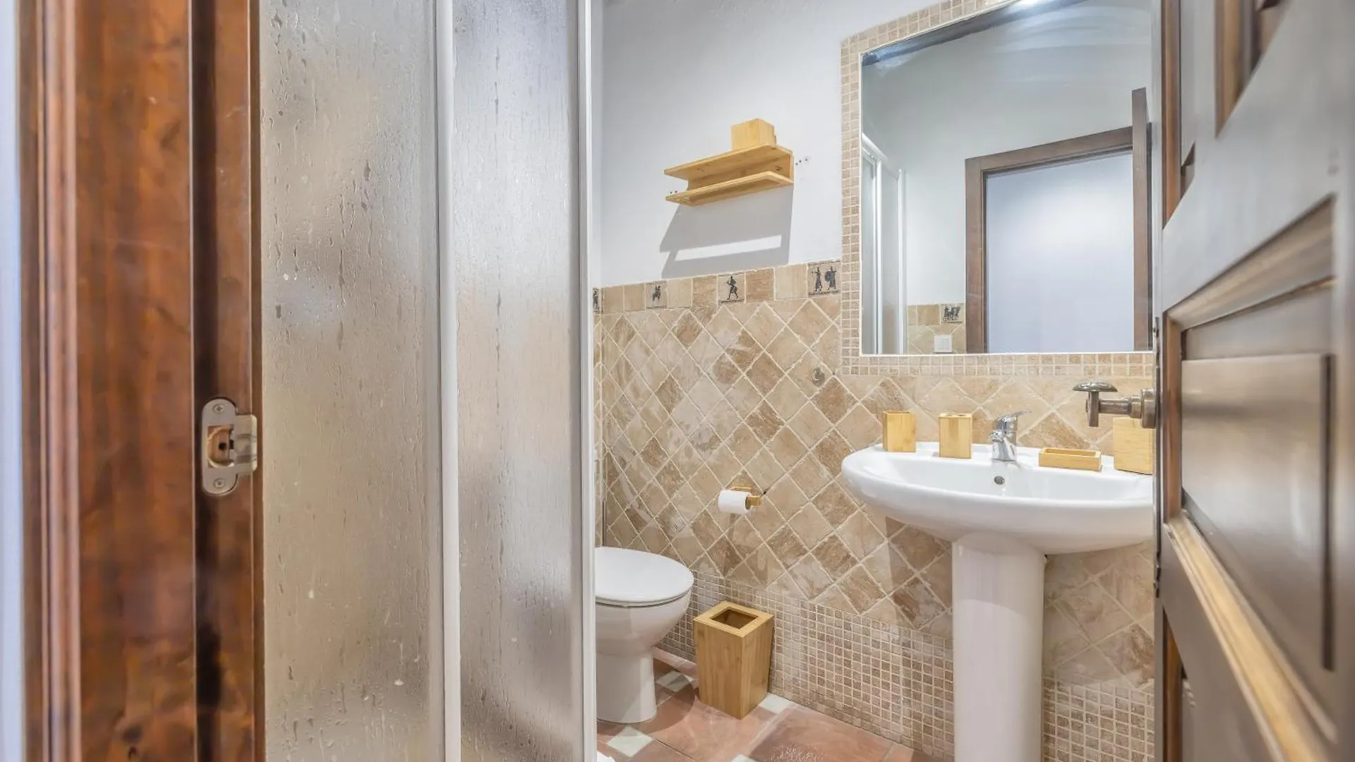 El Capricho De 1849 & Parking Apartment Cordoba 0*,  Spain