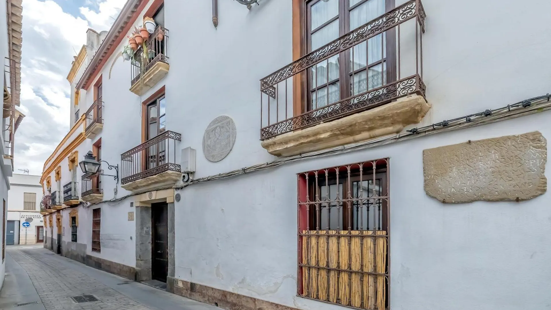El Capricho De 1849 & Parking Apartment Cordoba