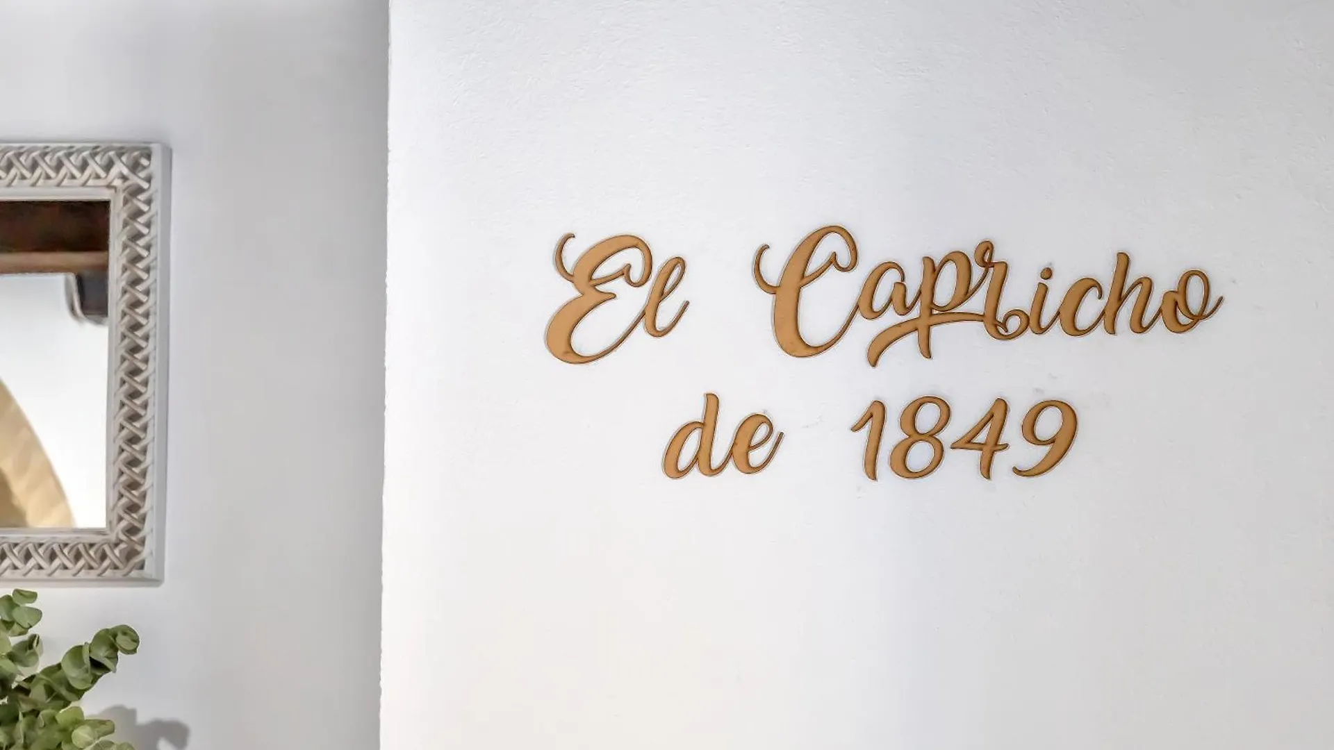 El Capricho De 1849 & Parking Apartment Cordoba